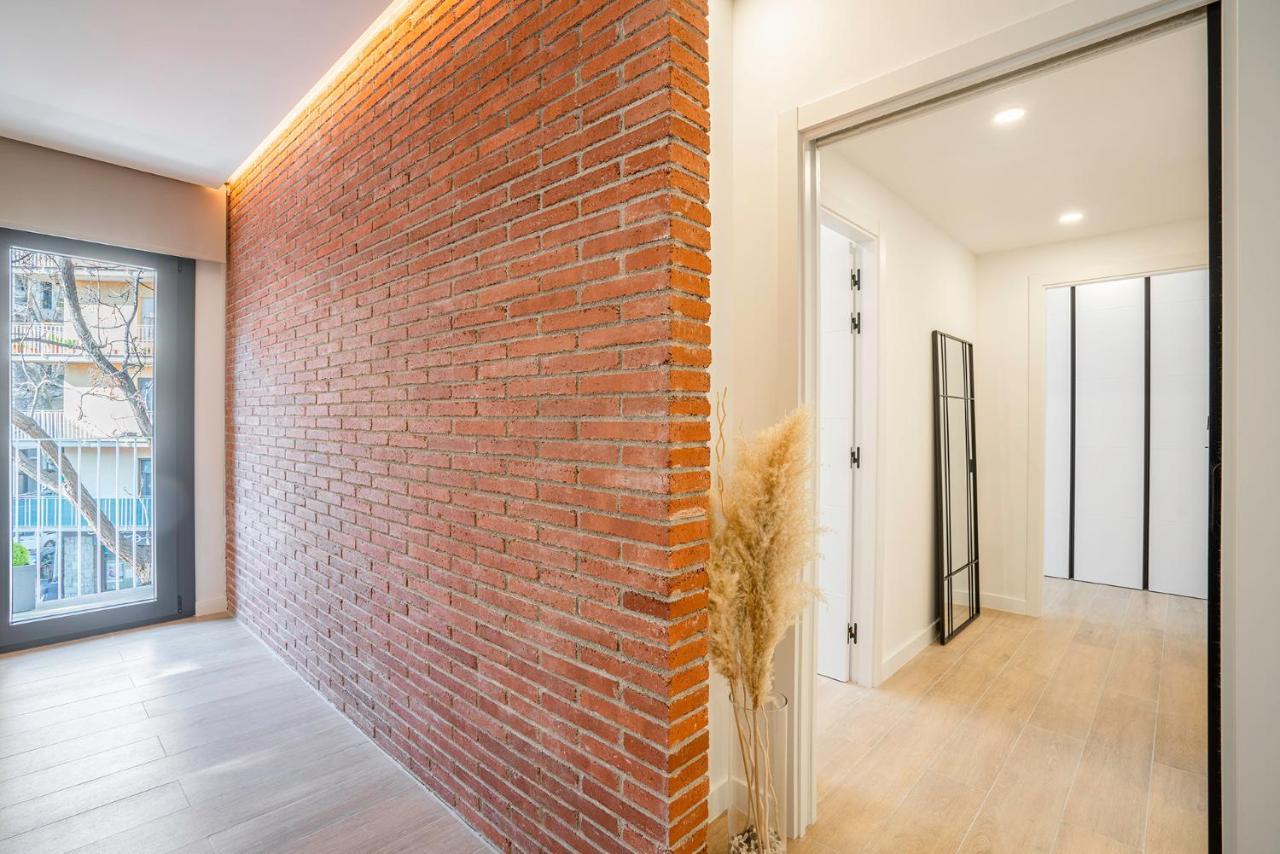 Apartsnoubcn Equador Les Corts Barcelona Exterior foto