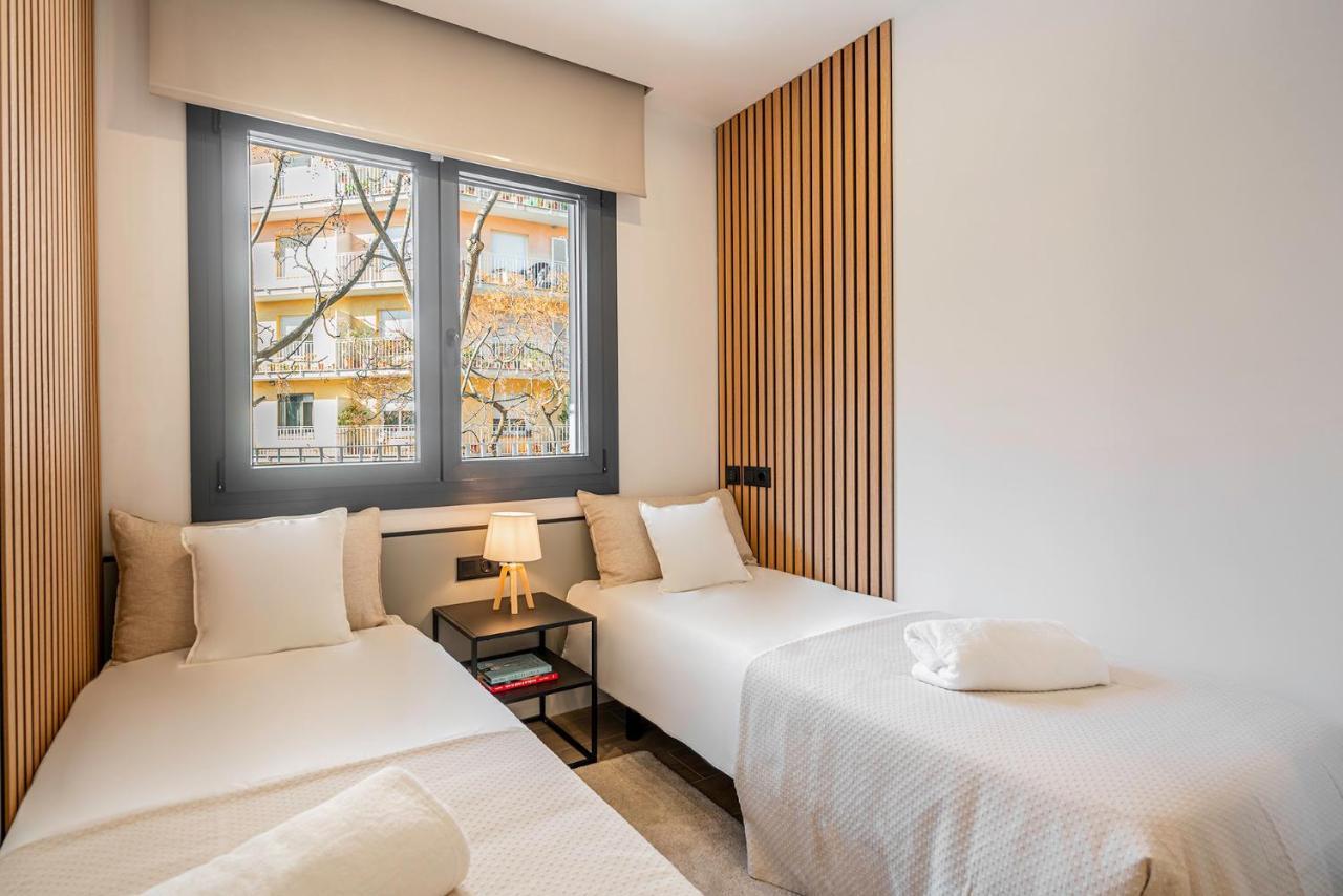 Apartsnoubcn Equador Les Corts Barcelona Exterior foto