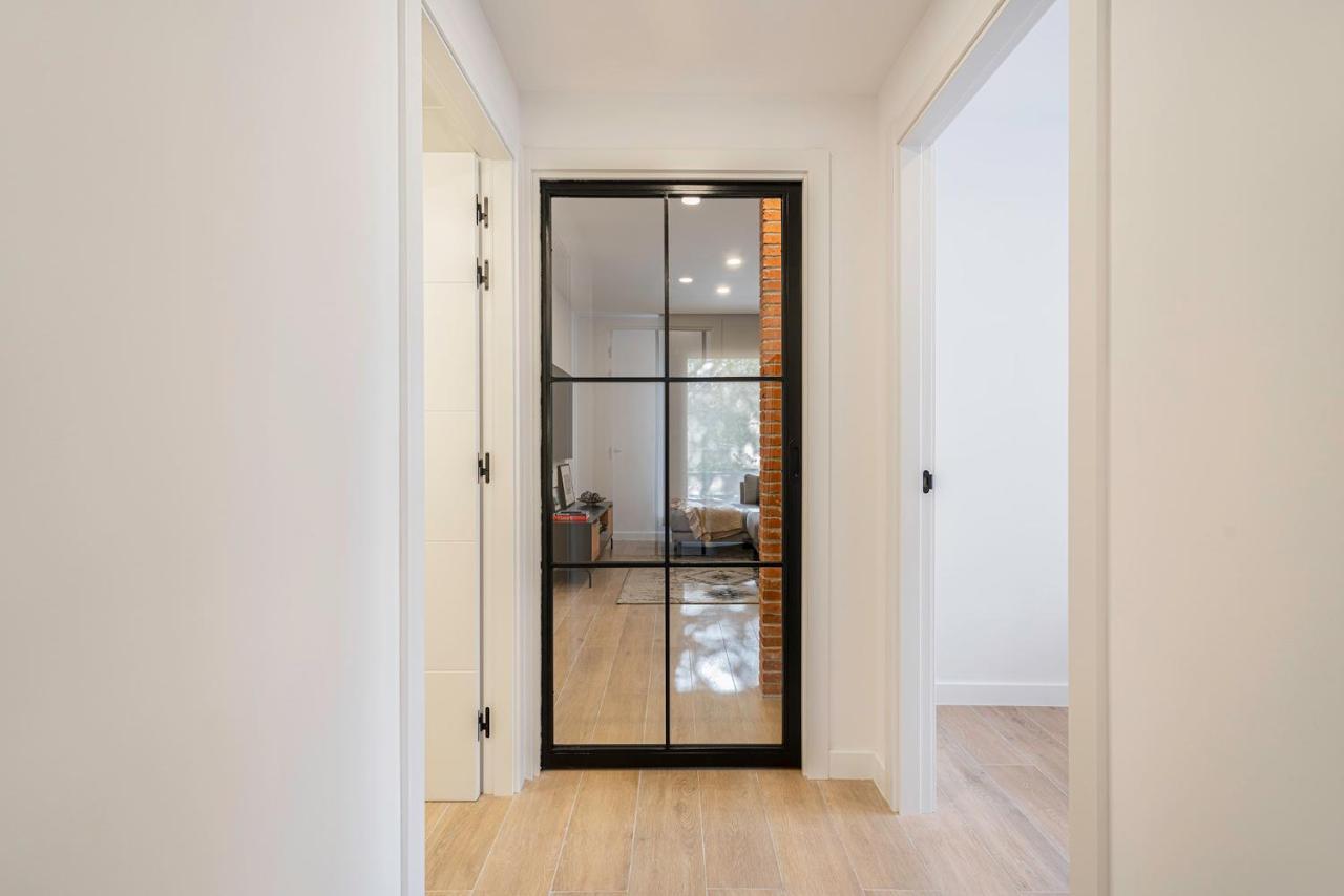 Apartsnoubcn Equador Les Corts Barcelona Exterior foto
