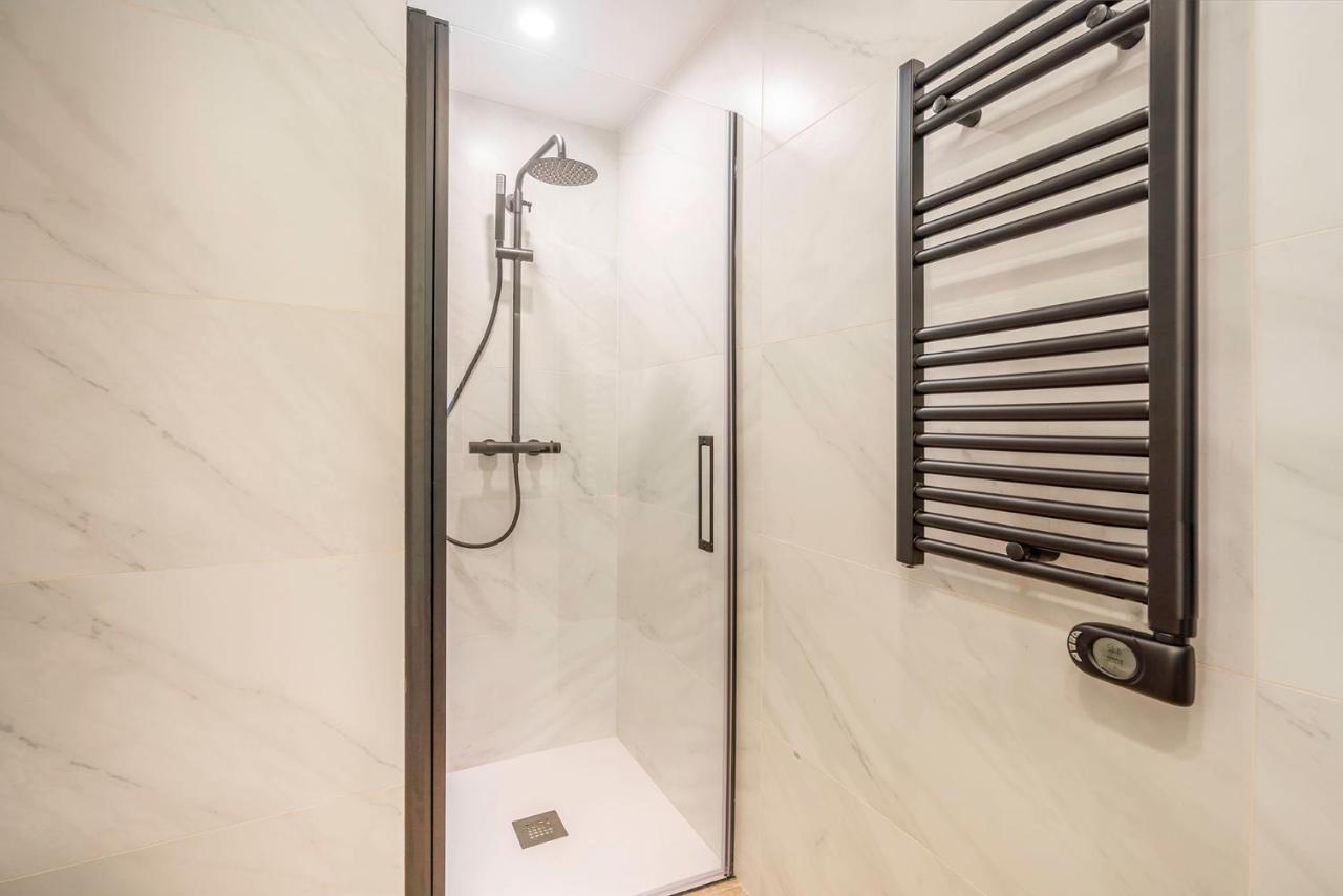 Apartsnoubcn Equador Les Corts Barcelona Exterior foto